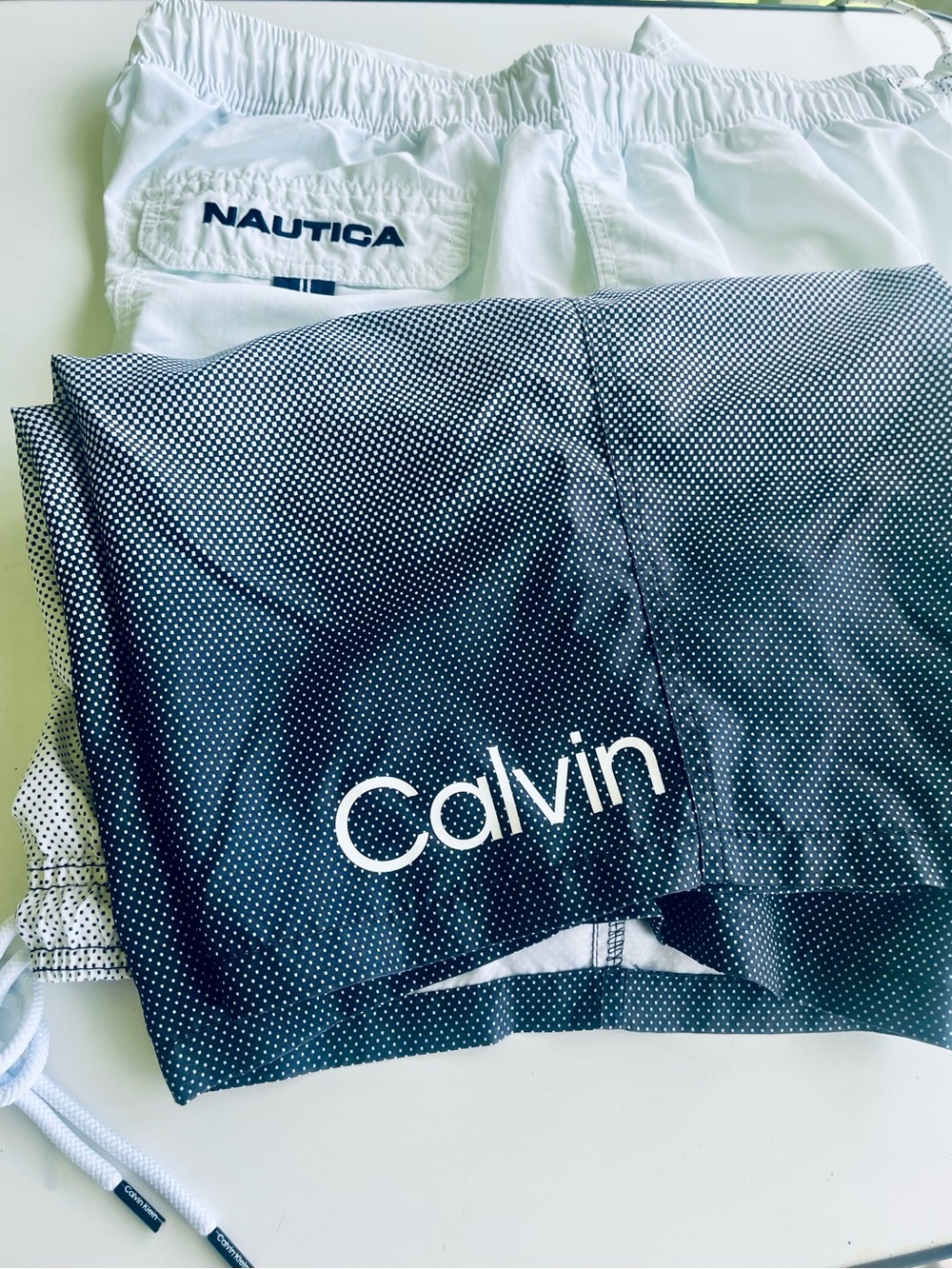 CALVIN KLEIN SWIM TRUNKS & NAUTICA SWIM TRUNKS BUNDLE MESH LINING